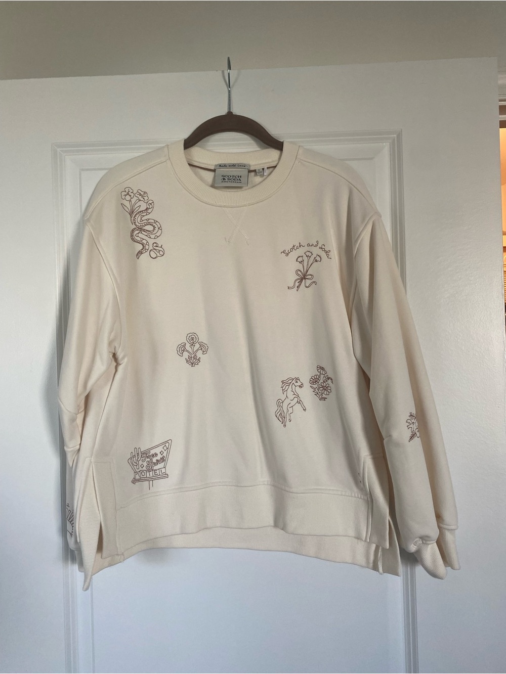 Scotch & Soda Cream Crewneck Sweatshirt with Brown Motif Embroidery
